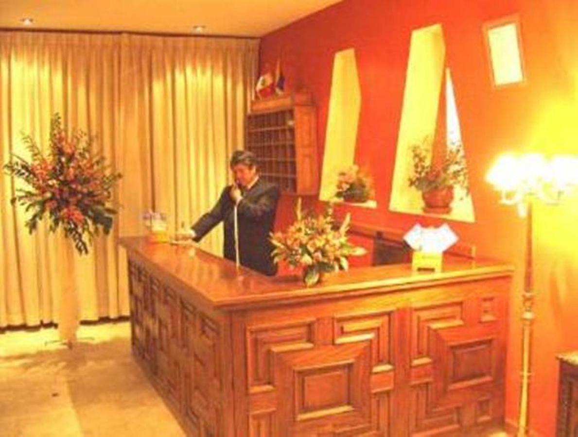 Tambo Hotel Cusco Exteriör bild